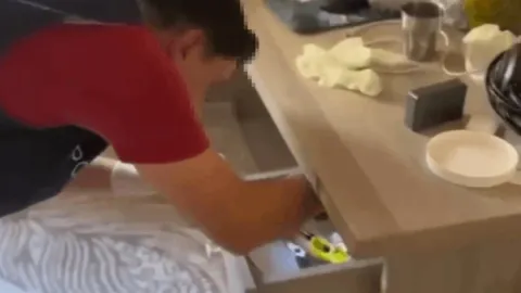 Kartal'da uyuşturucu zulasına nokta operasyonu: Kilo kilo metamfetamin ve servet çıktı!