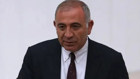 Kayyum Gürsel Tekin'in yerine gelen isim belli oldu