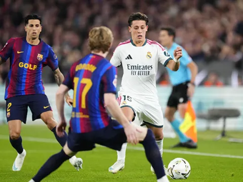 Jose Mourinho'dan El Clasico sonrası VAR tepkisi! '60. dakikada uyuyordu!' - fotoğraf 4