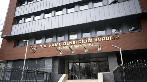 KDK'nın girişimiyle bursu kesilen öğrenciye geriye dönük ödeme yapılacak