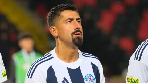 Kerem Demirbay’dan Galatasaray’ın şampiyonluklarıyla ilgili flaş açıklamalar! ‘Söylersem her yer çok büyük patlayacak’