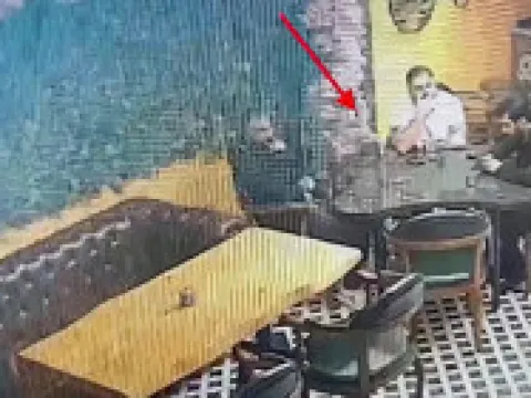 Esenyurt'ta alevlerin sardığı binada can pazarı: 1'i bebek 5 kişi böyle kurtarıldı - fotoğraf 5