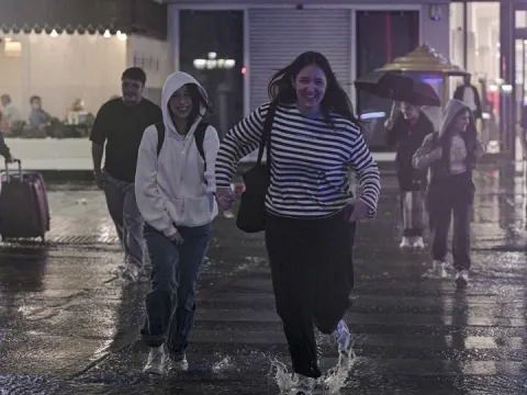 Güneyde sağanak, kuzeyde fırtına - fotoğraf 1