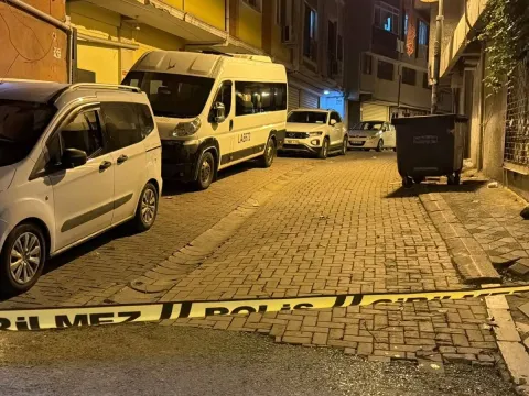 İstanbul'da silahlı kavga! Mermiler evlere ve iş yerine isabet etti - fotoğraf 3