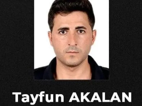 Üç aracın karıştığı kazada 1 polis şehit oldu; 11 yaralı var - fotoğraf 2
