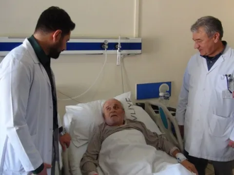 Türkiye'de ilk kez gerçekleştirildi: Sağ böbreği leğen kemiğinde olan hastaya başarılı operasyon - fotoğraf 5