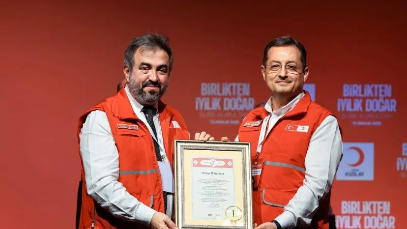 KIZILAY'DAN HATAY İL MERKEZİNE ÖDÜL