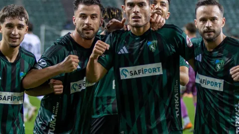Kocaelispor kupada 3 golle turladı