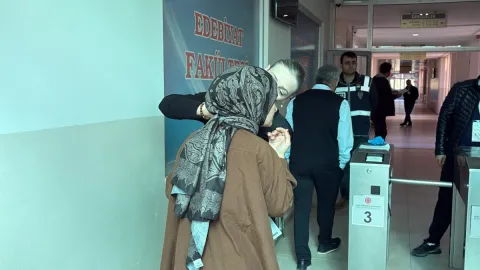 KPSS kapısında küpe telaşı: Salona son dakikada alındı