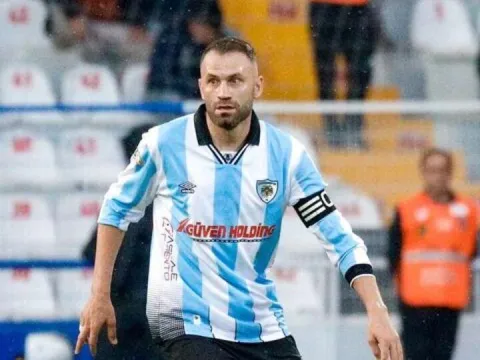 İşte Süper Lig'de oynayan en yaşlı 10 isim! - fotoğraf 1