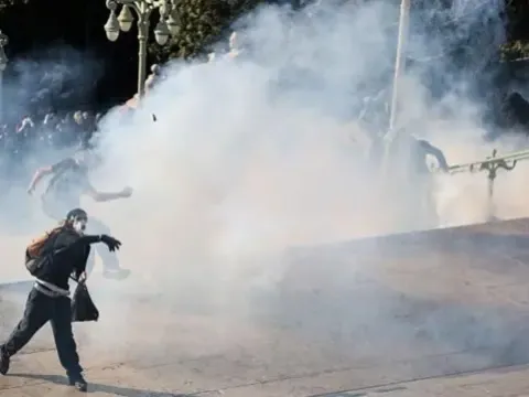 Fransa genelinde protestolar başladı: Paris'te onlarca gözaltı - fotoğraf 6