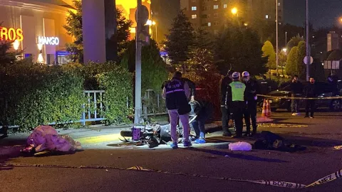 Küçükçekmece’de feci kaza: 21 yaşındaki motosiklet sürücüsü öldü
