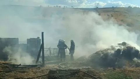 Kütahya'da ahırda yangın, 1 kişi hayatını kaybetti