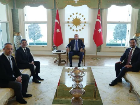 Cumhurbaşkanı Erdoğan, İstanbul'da ilçe belediye başkan ve başkanvekillerini kabul etti - fotoğraf 3