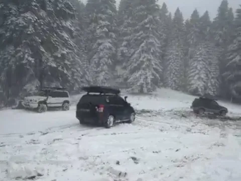 Bartın'da kar sürprizi! Mevsimin ilk karı yağdı... Kar kalınlığı 10 santimetreye ulaştı - fotoğraf 4