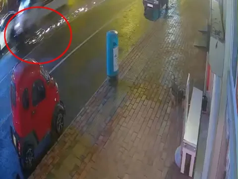 Alanya'da feci kaza: Kamyonetin metrelerce sürüklediği genç motosiklet sürücüsü can verdi - fotoğraf 3