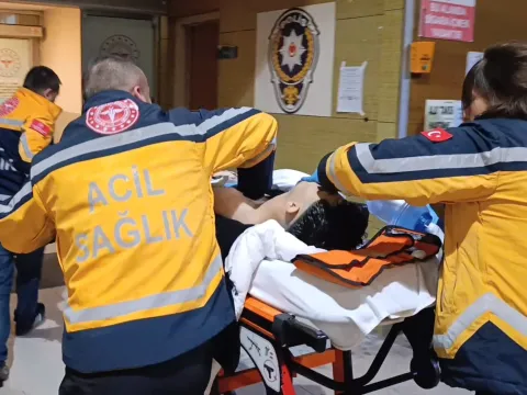 Arkadaş kavgasında kan aktı: 1 ölü 2 yaralı - fotoğraf 2