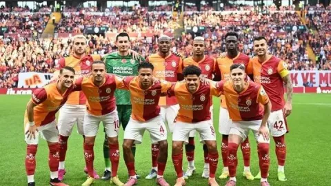 LILLE GALATASARAY MAÇI ERTELENDİ Mİ? Şampiyonlar Ligi Lille Galatasaray Maçı Ertelenecek Mi? Fransa'daki Olaylar Nedeniyle Gözler Galatasaray'da