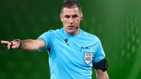 Lille - Galatasaray maçında Sloven hakem Rade Obrenovic düdük çalacak