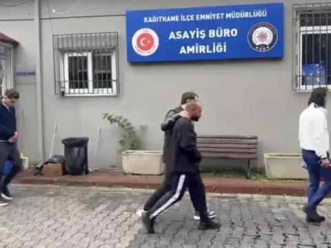 3 gün boyunca gördükleri işkenceyi anlattılar: "Sırtımızda naylon eritip, bıçakla kestiler" - fotoğraf 3