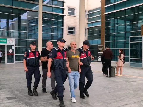 Yönetmen Ezel Akay ve tutuklu kardeşinin uyuşturucu testleri pozitif çıktı - fotoğraf 1