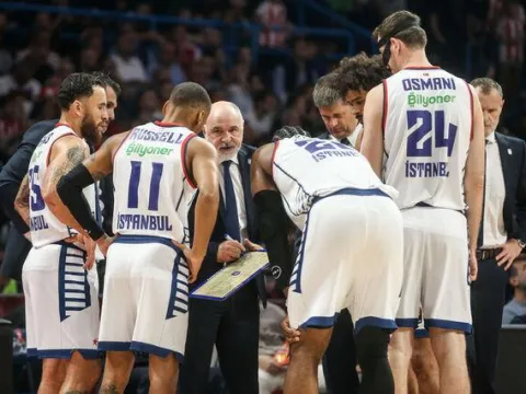 Anadolu Efes - Olympiakos maçı saat kaçta? - fotoğraf 2