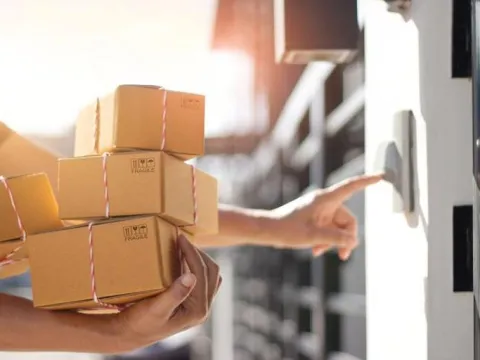 29 EKİM KARGOLAR AÇIK MI? 29 Ekim Perşembe Cumhuriyet Bayramı'nda Kargolar Çalışacak Mı? PTT, Yurtiçi, Aras, DHL, Hepsi Express, Trendyol Express... - fotoğraf 1