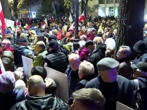 Polonya'da darbe suçlaması! Anayasa mahkemesi kimin elinde? - fotoğraf 2