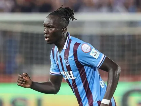 Trabzonspor’da Thomas Reis kararını verdi: Bouchouari ve Mendy... - fotoğraf 2