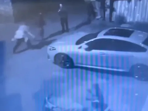 Beyoğlu'nda silahlı kavga: Kayınpederine saldırdı, havaya ateş açtı! 3 şüpheli tutuklandı - fotoğraf 4
