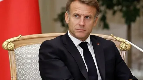 Macron’dan Suudi Arabistan’a sürpriz ziyaret