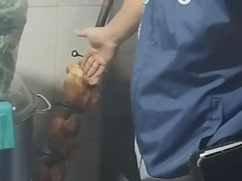 Restoranda yapılan denetimde mide bulandıran görüntüler - fotoğraf 2