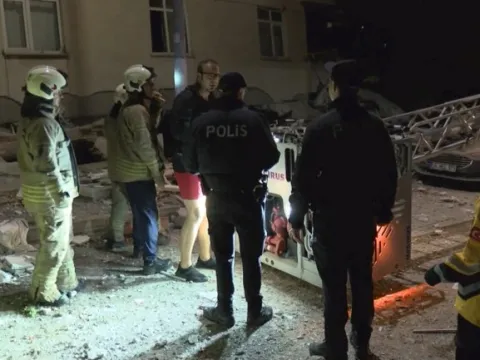 İstanbul’da 7 katlı bina çöktü: Enkazdan kurtarılanlar o dehşet anlarını anlattı! ‘Binada sesler geldi’ - fotoğraf 4