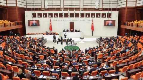 Meclis yeni yasama yılına yoğun gündemle başlıyor