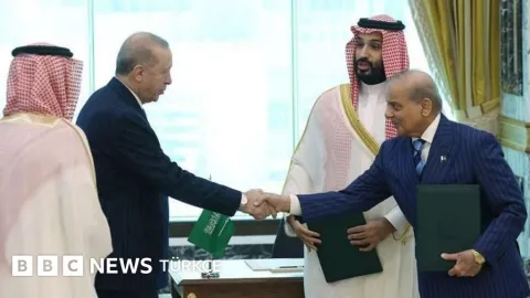 Meclis'e sunulan 16 maddelik Mekke İttifakı Anlaşması'nın içeriği ne?