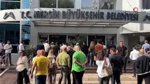 Mersin'deki yolsuzluk soruşturmasında 3 belediye başkanının da olduğu 59 şüpheli adliyede