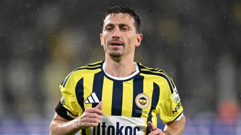 Mert Hakan Yandaş'tan Galatasaray-Fenerbahçe derbisi sonrası açıklama: Polislerimize karşı kırıcı, incitici ya da hakaret içeren bir sözüm veya davranışım olmamıştır