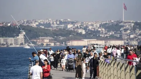 Meteoroloji Sıcaklık Analiz Raporu'nu yayımladı: 56 yılın en sıcak 13. eylül ayı yaşandı
