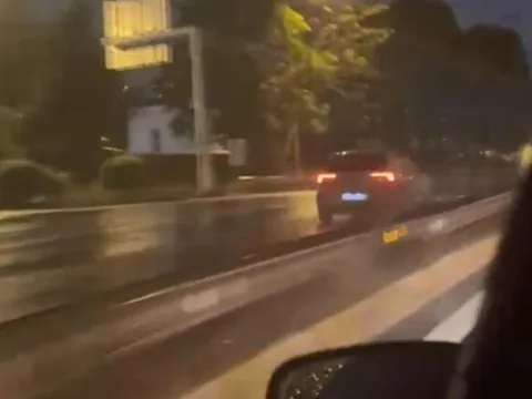 İstanbul'daki görüntü 'pes' dedirtti: Trafik magandası yakalandı, cezası kesildi - fotoğraf 3