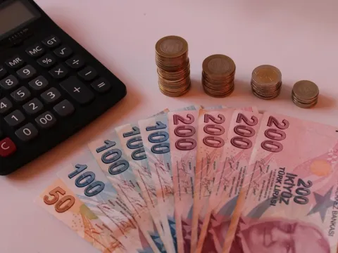 2 milyon TL’nin 32 günlük faiz getirisi belli oldu: Çalışmadan her ay tek maaş! - fotoğraf 1