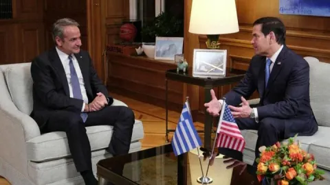Miçotakis'ten "zikzak" diplomasisi mi?