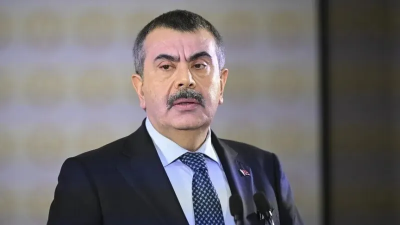 Milli Eğitim Bakanı Tekin, Tiflis'te Gürcistan Başbakanı Kobakhidze ile bir araya geldi
