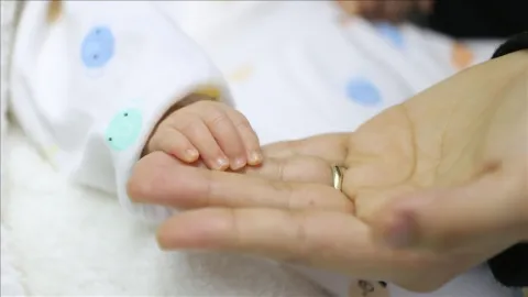 Milyonlarca doğum incelendi. Aşırı sıcaklar erken doğum riskini artırıyor