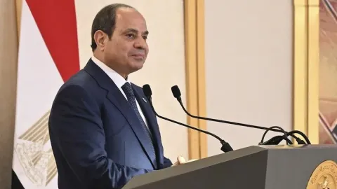 Mısır'ın 'tek adamı' Sisi anayasayı değiştirmeyecek, 2030'da koltuğu bırakacak