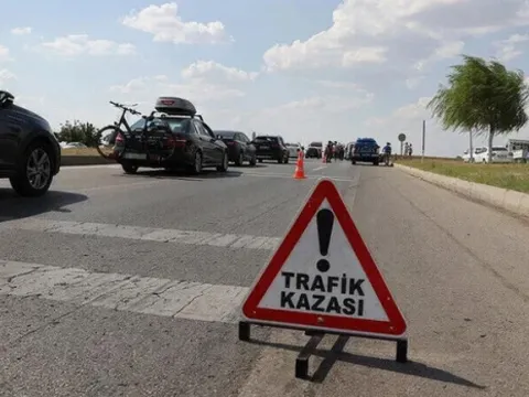 Hasarlı araçlarla kurulan milyonluk tezgah: 7 ildeki sahte kaza operasyonunda 79 kişi adliyeye çıkarıldı - fotoğraf 3