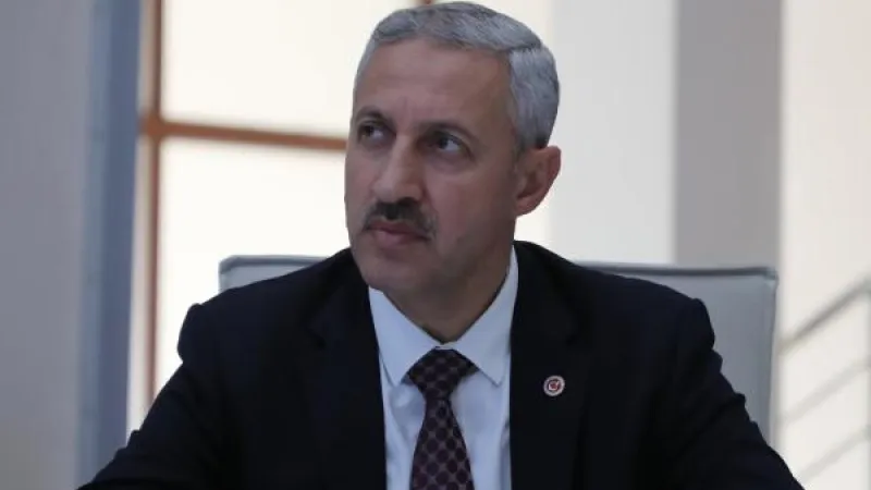 MKÜ Rektörü Eren'den YÖK Başkanlığına Kutlama