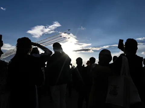 Türk Yıldızları'ndan TEKNOFEST Güneydoğu'da nefes kesen gösteri uçuşu - fotoğraf 1
