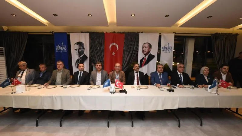 MUHTARLARLA BULUŞAN BAŞKAN YAPAR: GÖREV AÇISINDAN ZOR BİR DÖNEM