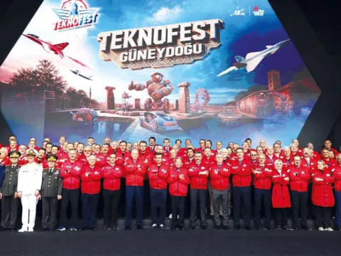 1 milyon ziyaretçi... Cumhurbaşkanı Erdoğan TEKNOFEST’te: Türkiye’nin geleceği emin ellerde - fotoğraf 5