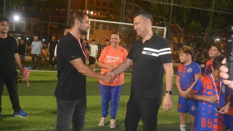 MURAT KURT FUTBOL AKADEMİSİNİN YILDIZLARI GÖZ DOLDURDU